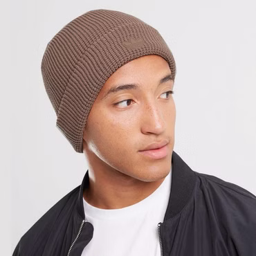 adidas Herren Mütze Rifta Beanie Woolie Winter Mütze Ski Warm Originals Braun