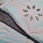H35655-adidas-st-tt-hl-street-track-top-halo-xeno-schimmer-windbreaker-jacke-windjacke-grau-4.jpg
