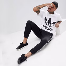 CW1212-adidas-oversize-tee-shirt-boyfriend-loose-fit-big-refoil-weiss-3.jpg CW1212-adidas-oversize-tee-shirt-boyfriend-loose-fit-big-refoil-weiss-3.jpg