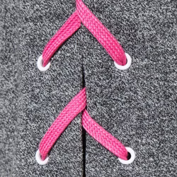 AY6709-adidas-originals-draw-tee-sweatshirt-schnuerung-laces-grau-trefoil-6.jpg AY6709-adidas-originals-draw-tee-sweatshirt-schnuerung-laces-grau-trefoil-6.jpg