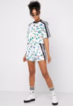 ED4761-adidas-originals-flower-trefoil-shorts-kurze-hose-weiss-sport-freizeit-blumen-01.jpg