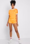 EJ9343-adidas-originals-firebird-shorts-3-stripes-neon-orange-flash-sporthose-02.jpg