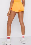 EJ9343-adidas-originals-firebird-shorts-3-stripes-neon-orange-flash-sporthose-03.jpg