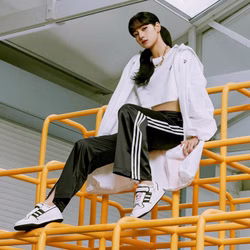FV5223-adidas-originals-forum-plus-84-sneaker-dance-geflochtener-riemen-white-black-1.jpg FV5223-adidas-originals-forum-plus-84-sneaker-dance-geflochtener-riemen-white-black-1.jpg