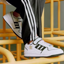 FV5223-adidas-originals-forum-plus-84-sneaker-dance-geflochtener-riemen-white-black-2.jpg FV5223-adidas-originals-forum-plus-84-sneaker-dance-geflochtener-riemen-white-black-2.jpg