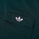 FM2214-adidas-originals-t-shirt-basic-night-green-blue-trefoil-embroidered-logo-herren-tee-3.jpg