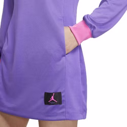 DA1534-511-nike-jordan-air-dress-jumpman-langarm-kleid-sport-kurz-lila-rosa-4.jpg DA1534-511-nike-jordan-air-dress-jumpman-langarm-kleid-sport-kurz-lila-rosa-4.jpg