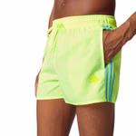 GQ1099-adidas-3-stripes-clx-shorts-badehose-boardshorts-neon-gelb-mint-sommer-urlaub-1.jpg