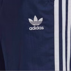 HK7389-adidas-originals-3-stripes-boardshorts-badehose-kurze-hose-4.jpg HK7389-adidas-originals-3-stripes-boardshorts-badehose-kurze-hose-4.jpg