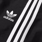 FM9874-adidas-originals-three-3-stripes-swimwear-board-shorts-swim-shorts-black-white-badehose-01.jpg
