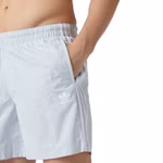 GN3524-adidas-originals-3-stripes-swims-badehose-badeshorts-shorts-freizeit-hellblau-halo-blue-3.jpg
