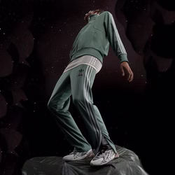 HI6005-adidas-originals-star-wars-firebird-tp-boba-fett-track-pants-trainingshose-trace-green-khaki-2.jpg HI6005-adidas-originals-star-wars-firebird-tp-boba-fett-track-pants-trainingshose-trace-green-khaki-2.jpg