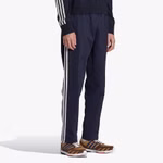 HC4308-adidas-originals-noah-bb-tp-beckenbauer-track-pants-steigbuegel-trainingshose-limited-edition-legend-ink-navy-white-b.jpg