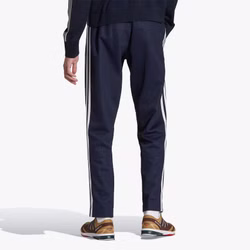HC4308-adidas-originals-noah-bb-tp-beckenbauer-track-pants-steigbuegel-trainingshose-limited-edition-legend-ink-navy-white-8.jpg HC4308-adidas-originals-noah-bb-tp-beckenbauer-track-pants-steigbuegel-trainingshose-limited-edition-legend-ink-navy-white-8.jpg