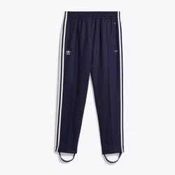 HC4308-adidas-originals-noah-bb-tp-beckenbauer-track-pants-steigbuegel-trainingshose-limited-edition-legend-ink-navy-white-a.jpg HC4308-adidas-originals-noah-bb-tp-beckenbauer-track-pants-steigbuegel-trainingshose-limited-edition-legend-ink-navy-white-a.jpg