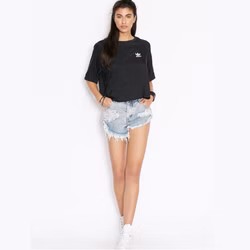 AJ8841-adidas-cropped-tee-running-shirt-schwarz-logo-oversize-black-4.jpg AJ8841-adidas-cropped-tee-running-shirt-schwarz-logo-oversize-black-4.jpg