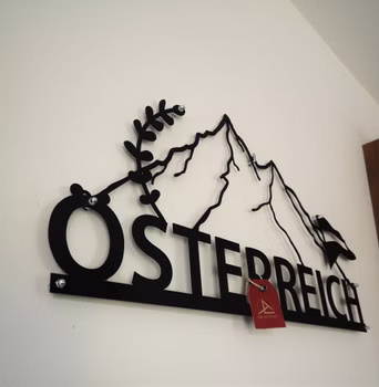 1432-Design-3D-Wandbild-34-x-72-cm-oesterreich-Gebirge-Flagge-Austria-Metallbild-Wanddeko-Archtwain-Studio-Design-Industrie-Look-MD-116_1.jpg