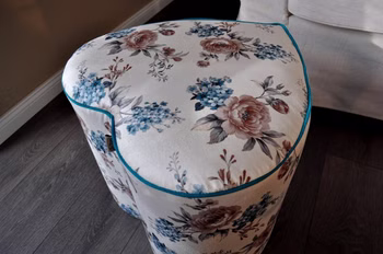 762-Design-Hocker-Pouf-Carl-Svensson-Herzform-Rosa-_4.jpg
