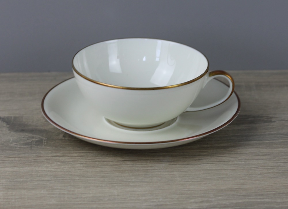 RT Else 3027 Elfenbein Goldrand Teetasse + Untere