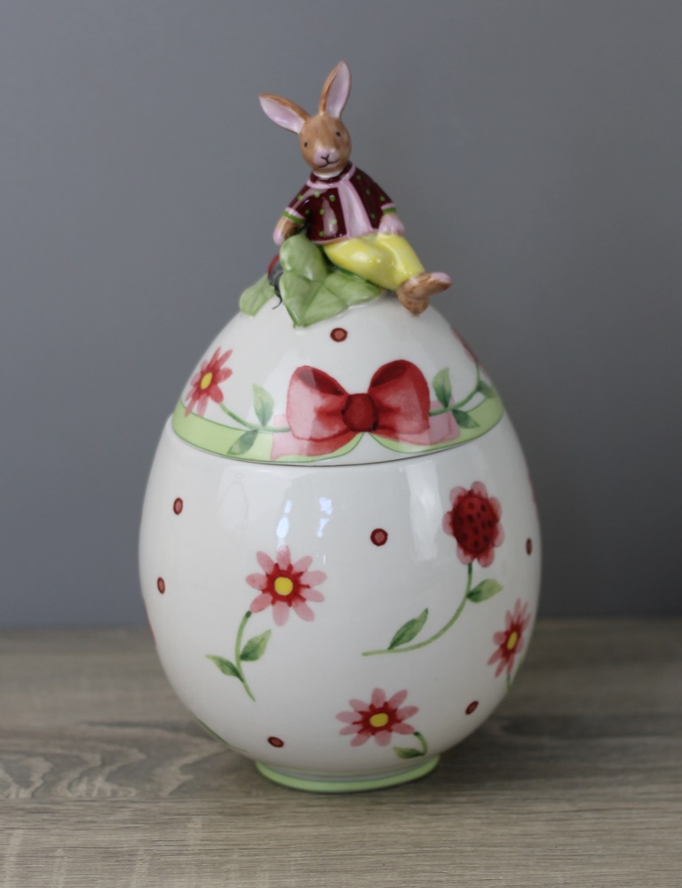 V&B Ostern Osterei Dose Hase sitzend