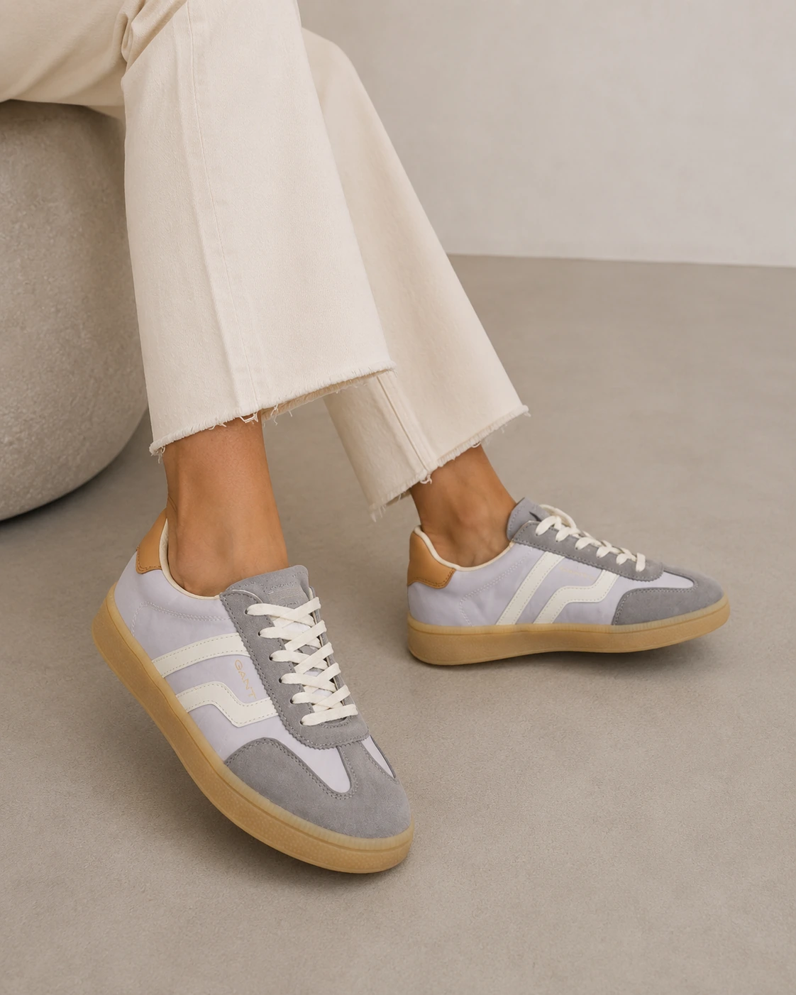 Sneaker