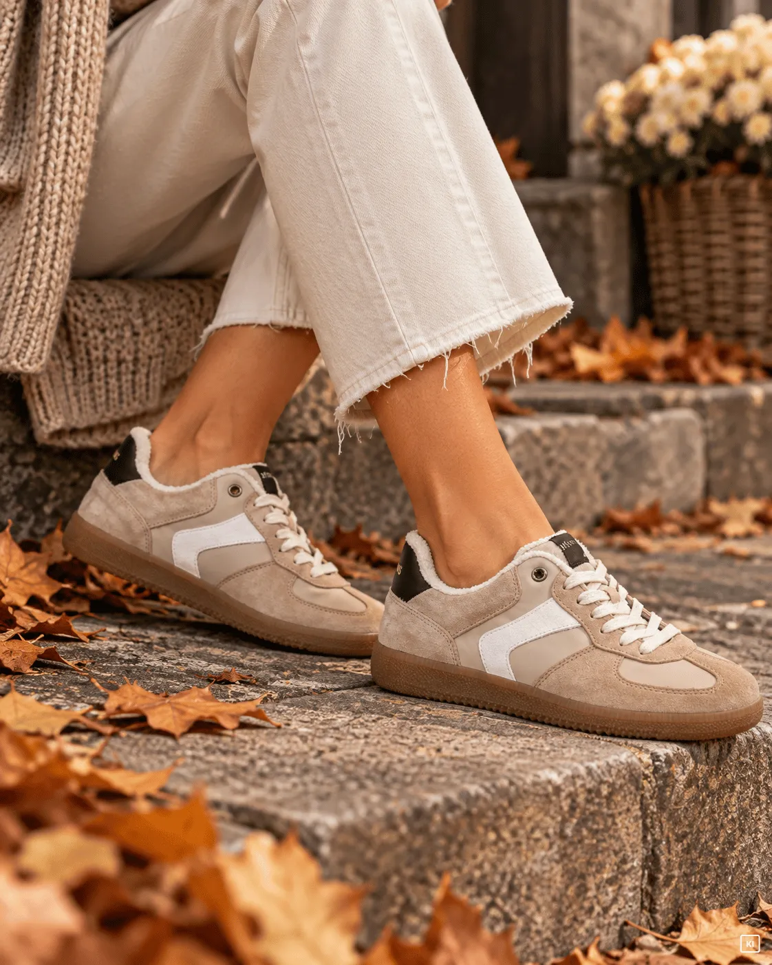 Sneaker