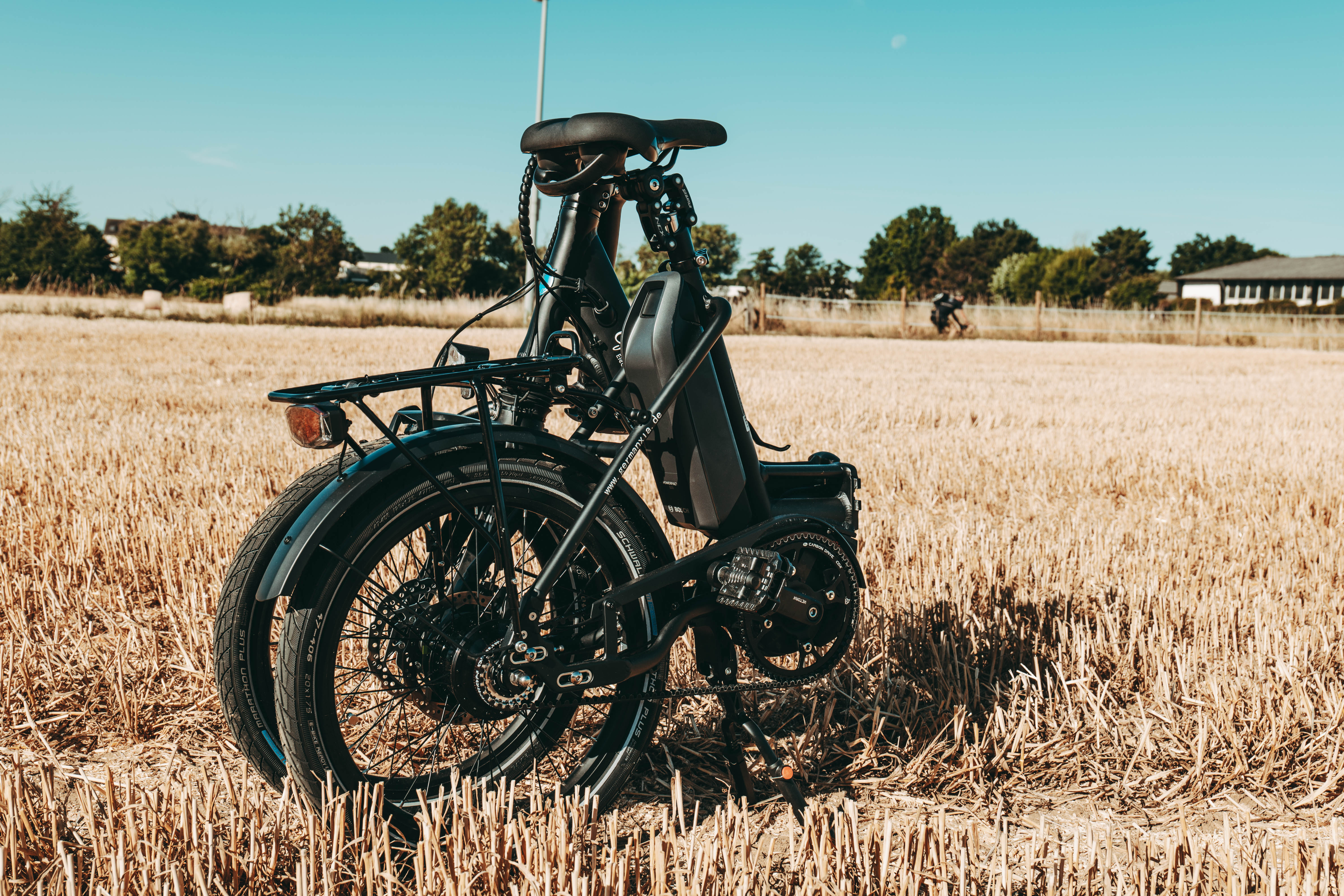 Gefaltetes Mobilemaster Rohloff E-14 mit Bosch CX Mittelmotor PP E-Klapprad – ideal für E-Bike Touren und Ausflüge