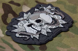 skull-snake-patch-02-002.jpg skull-snake-patch-02-002.jpg