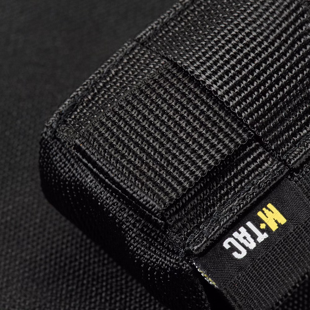 black8.jpg