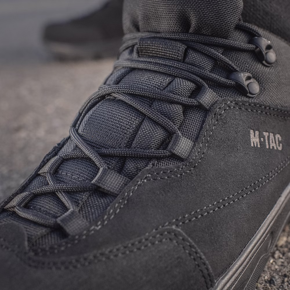 black13.jpg black13.jpg