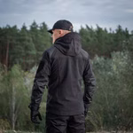 black8.jpg