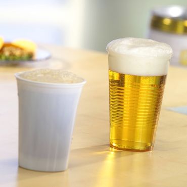 160 Plastikbecher (PP), 0,3 l Ø 9,5 cm · 11,1 cm transparent mit Schaumrand