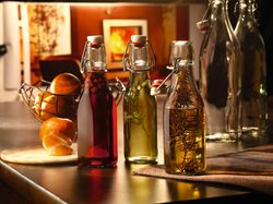 400572v01_product_photos_g43wcgkql7cu_jp 32318-12x-Bormioli-Rocco-Kleine-Glasflasche-mit-Buegelverschluss-0-5-Liter_2.jpg