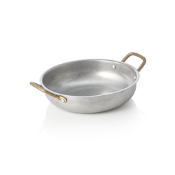 38098-Servierpfanne-STEEL-und-STYLE-VINTAGE-mit-2-Messinggriffen-----20-cm--0-8-ltr---Chromnickelstahl.png 38098-Servierpfanne-STEEL-und-STYLE-VINTAGE-mit-2-Messinggriffen-----20-cm--0-8-ltr---Chromnickelstahl.png