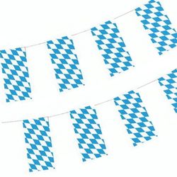 20439-flaggenkette--papier-10-m--bayrisch-blau-.jpg 46324-20x-Flaggenkette--Papier-10-m--Bayrisch-Blau--Oktoberfest.jpg