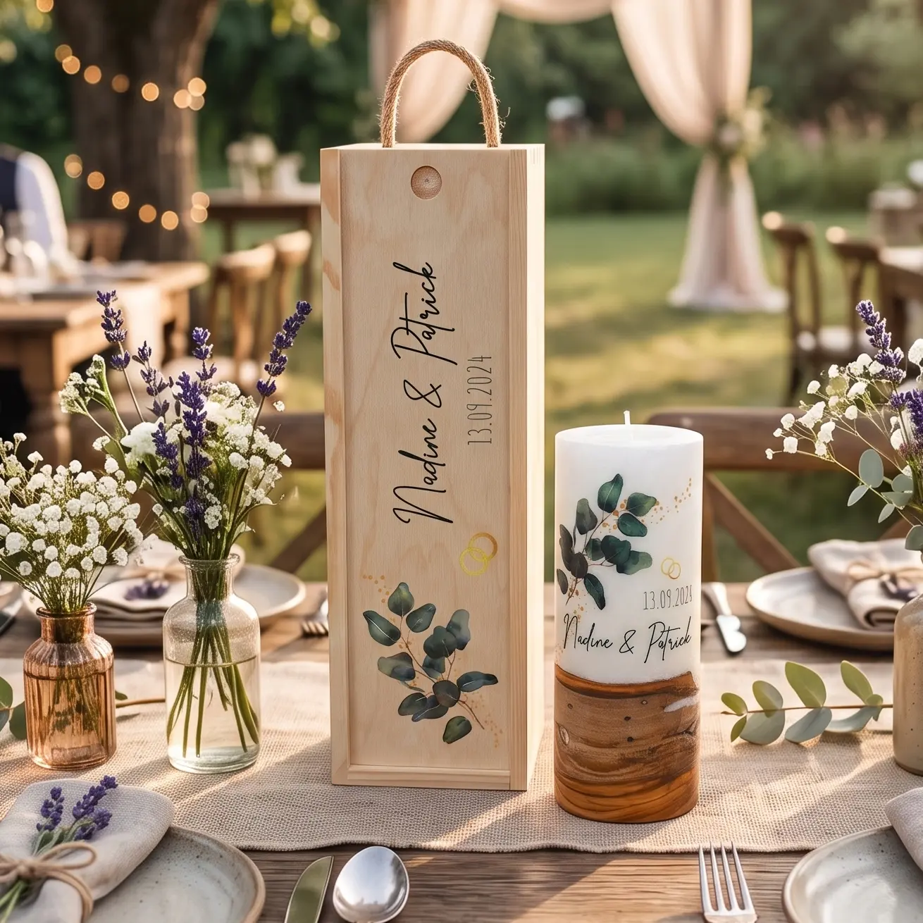 Kerzenbox aus Holz mit Berg-Design, personalisiert mit Namen und Datum für Hochzeitskerze