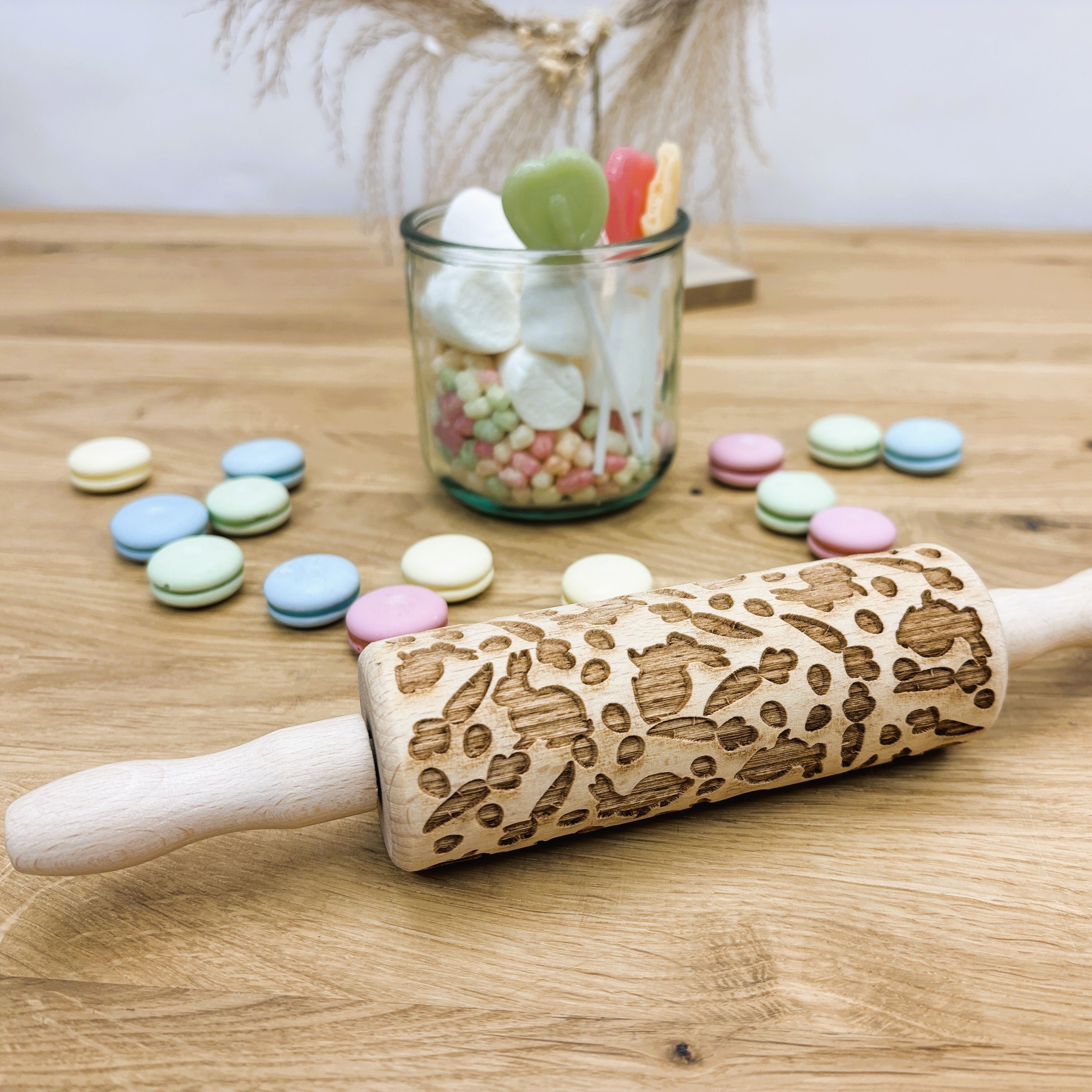 Teigrolle aus Holz OSTERN mit Hase, Möhre und Osterei - für Plätzchenteig