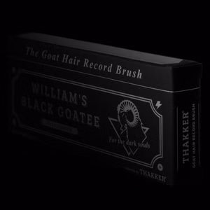 11018-THAKKER-William-s-Black-Goatee-Even-Darker-----Schallplattenbuerste-jetzt-mit-10--mehr-echtem-Ziegenhaar-ZB-THAKKER-GOATHAIRBRUSH-DARK-BK_4.jpg