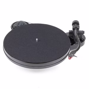 9207-Pro-Ject-RPM-1-Carbon-Plattenspieler-Ortofon-2M.jpg